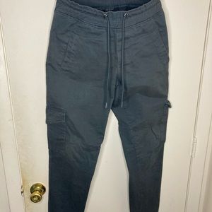 Esntls Cargo Pants in Slate